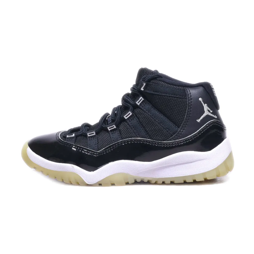Air Jordan 11 Retro Sport Shoes Fabric Black Colour For Kids