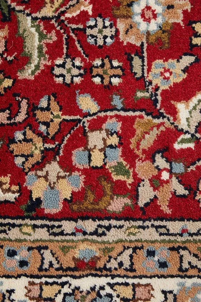 INDIAN HAND KNOTTED WOOL RUG 184X121CM